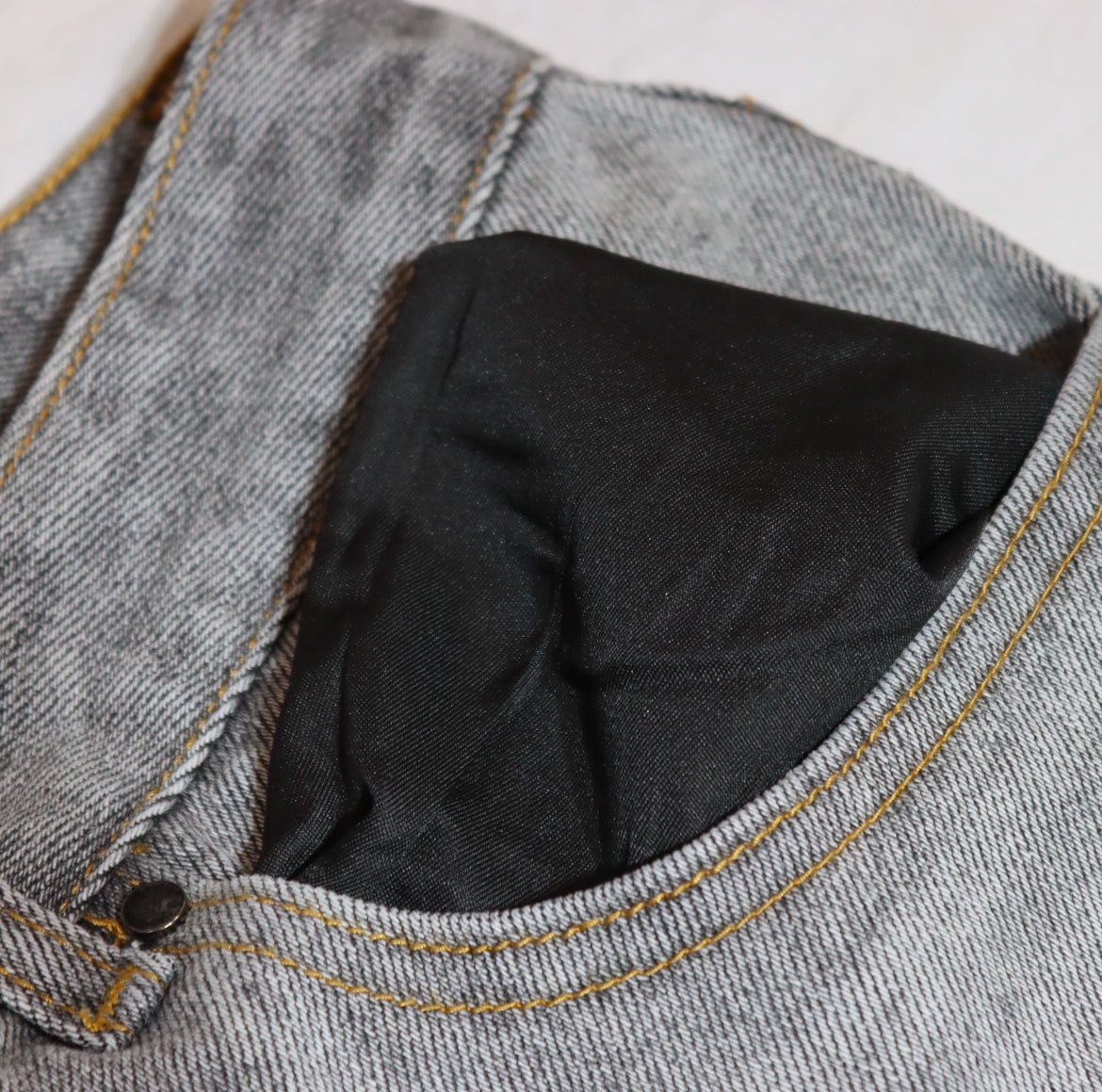 Light grey baggy denim