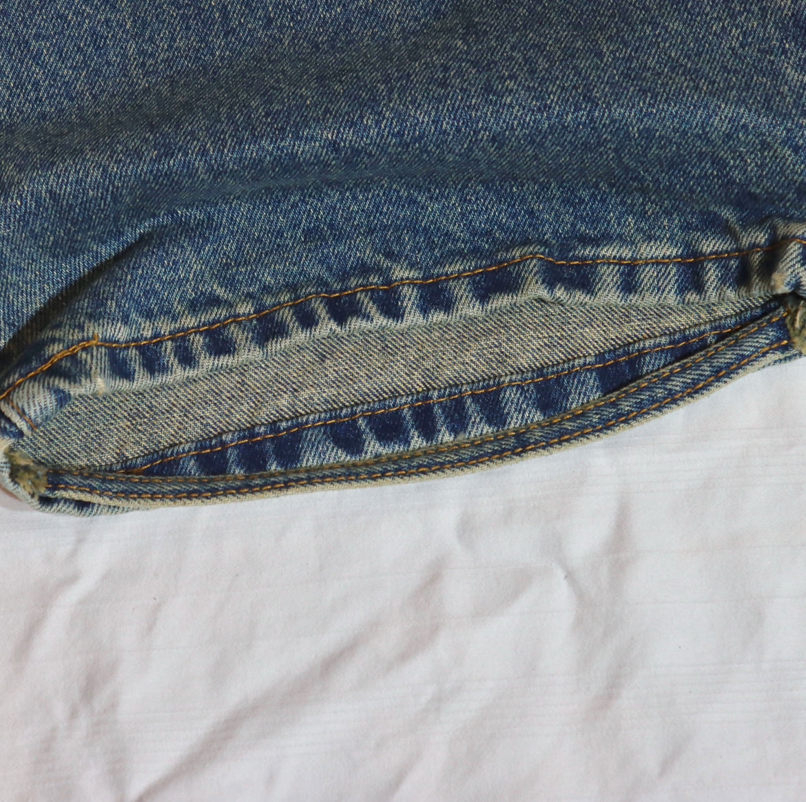 Mud wash blue baggy denim