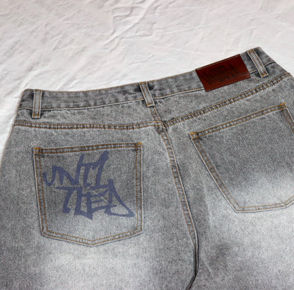 Light grey baggy denim